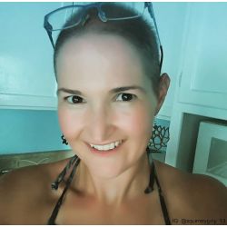 earrings shown in Apple Green