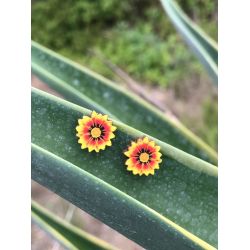 Lifestyle photo - Fire Wheel Flower earrings